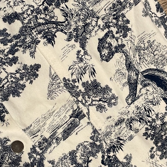 Missguided Porcelain Print Stretch Denim Mini Dress - Picture 7 of 9